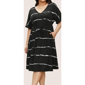 NEW BloomChic Plus V-Neck Striped Shirt Dress